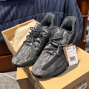 Adidas Yeezy Boost 350 V2 in Black and Gray
